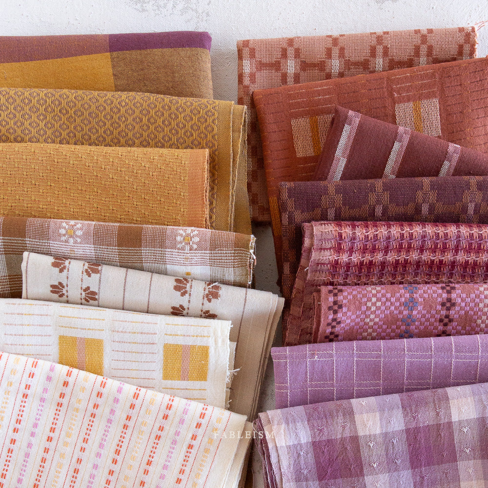 Daisy Plaid in ROSE GOLD - Golden Hour | Fableism