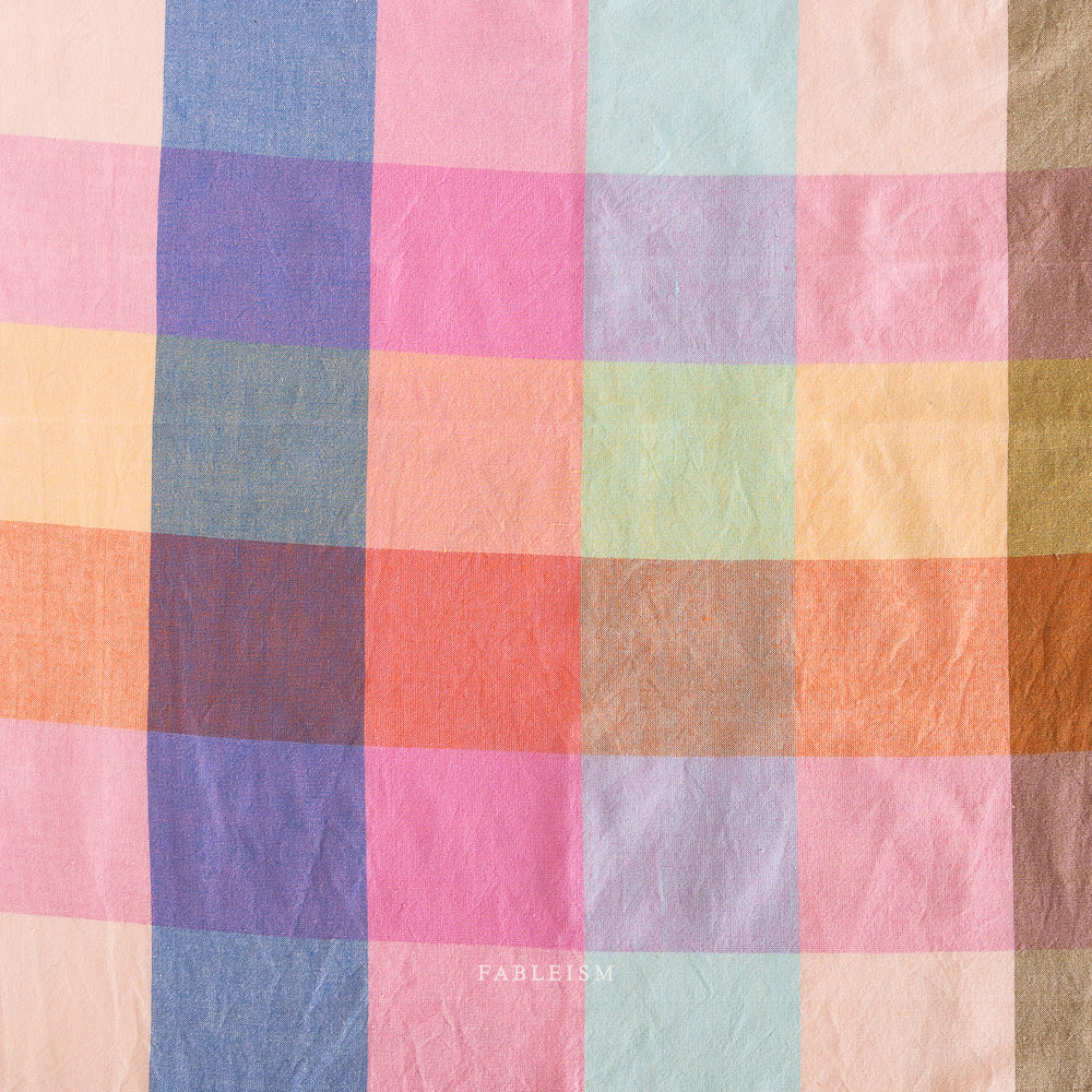 Plaid in MIDSOMMAR - Swedish Holiday | Fableism
