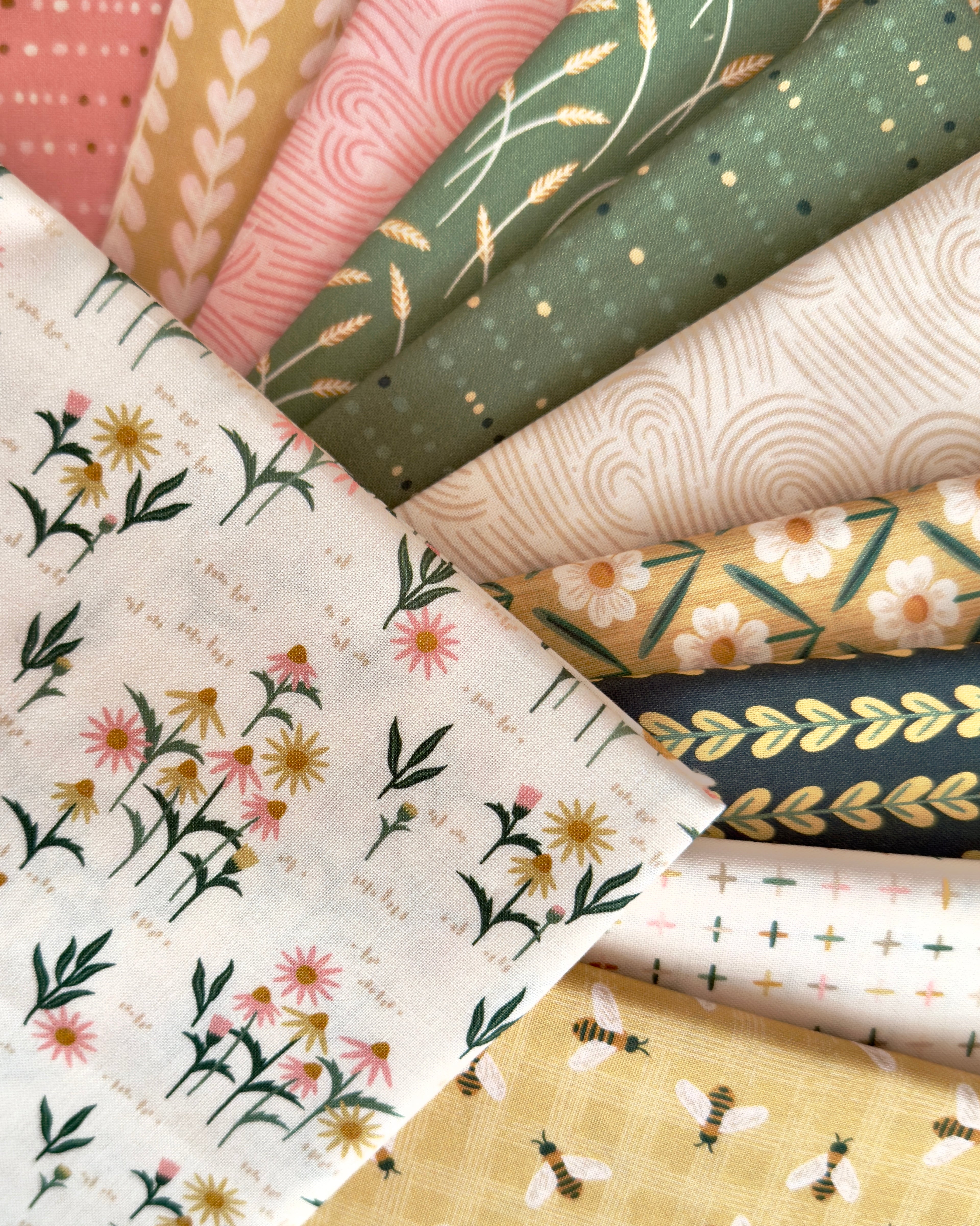 FLORAL FIELD - Naturally Wild | Cloud9 Fabrics