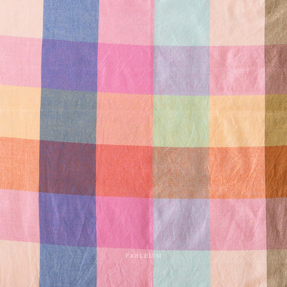 Plaid in MIDSOMMAR - Swedish Holiday | Fableism